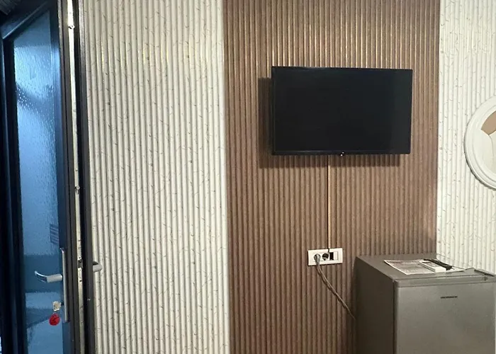 بيت ضيافة Poporului House كونستانتا